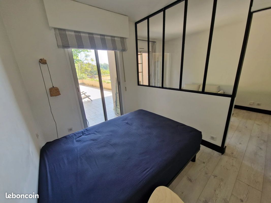 Studio 1 pièce 28 m² (image 5)