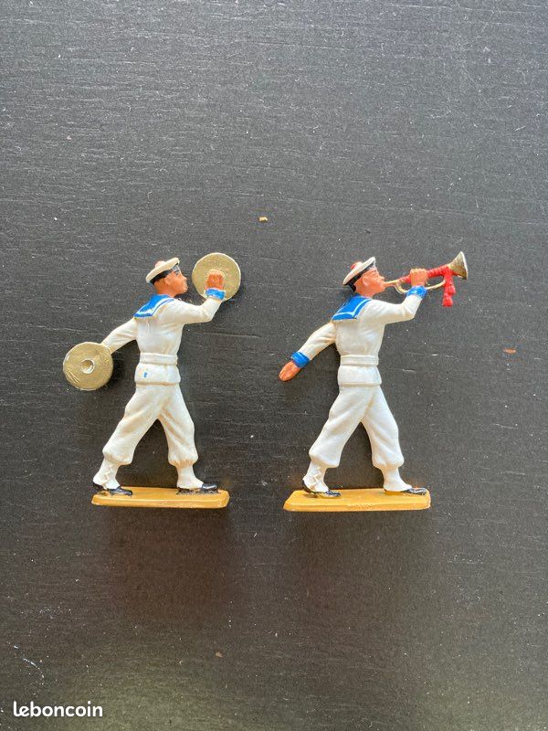 LOT FIGURINES VINTAGE - Pvc - Ultraman - Bioman EUR 29,99 - FR