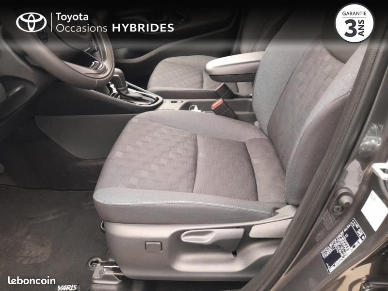 Toyota Yaris 116h Design 5p MY25 (image 12)
