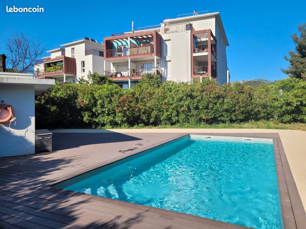 Appartement 2 pièces 42 m² · à Marseille · 42 m² · 230 000 €