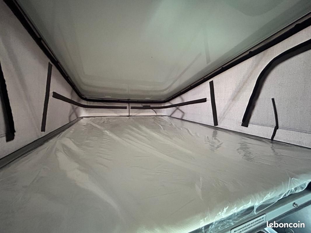 Renault Trafic FLEX 5 ANTILOPE VAN L1H1 CONFORT + BLUEDCI 150 AMENAGE PLACES 4 COUCHAGES (image 13)