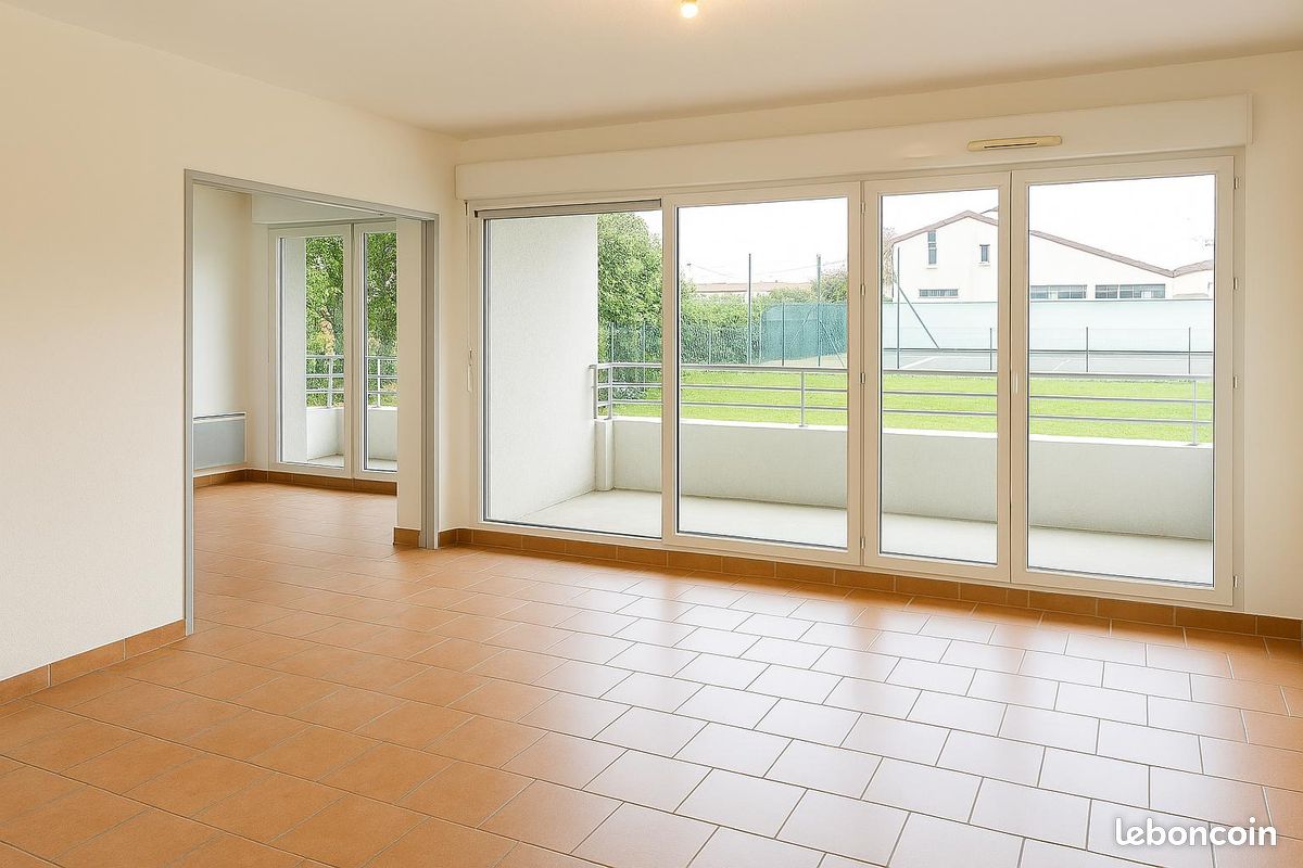 Appartement 3 pièces 65 m² · à Cenon · 65 m² · 980 €