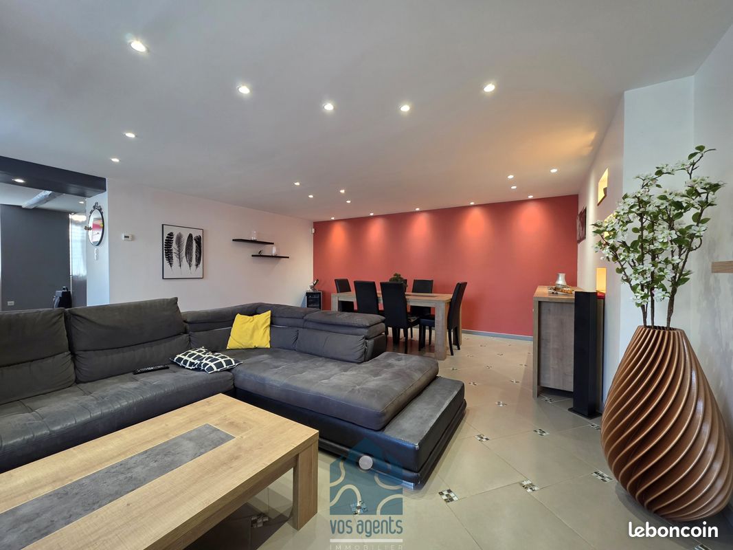 Maison 5 pièces 200 m² · à Vertaizon · 200 m² · 225 000 €