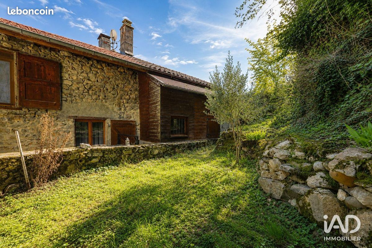 Maison 4 pièces 88 m² · à Noyarey · 88 m² · 205 000 €