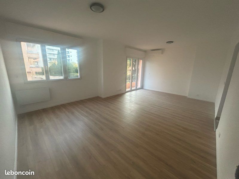 Appartement a louer frejus - 3 pièce(s) - 74 m2 - Surfyn