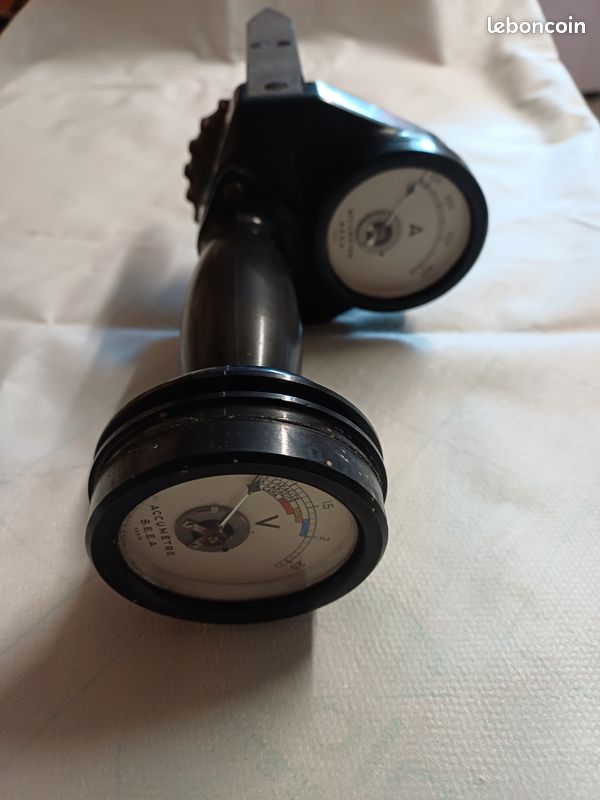 Appareil pour contrôler les anciennes batteries (image 1)