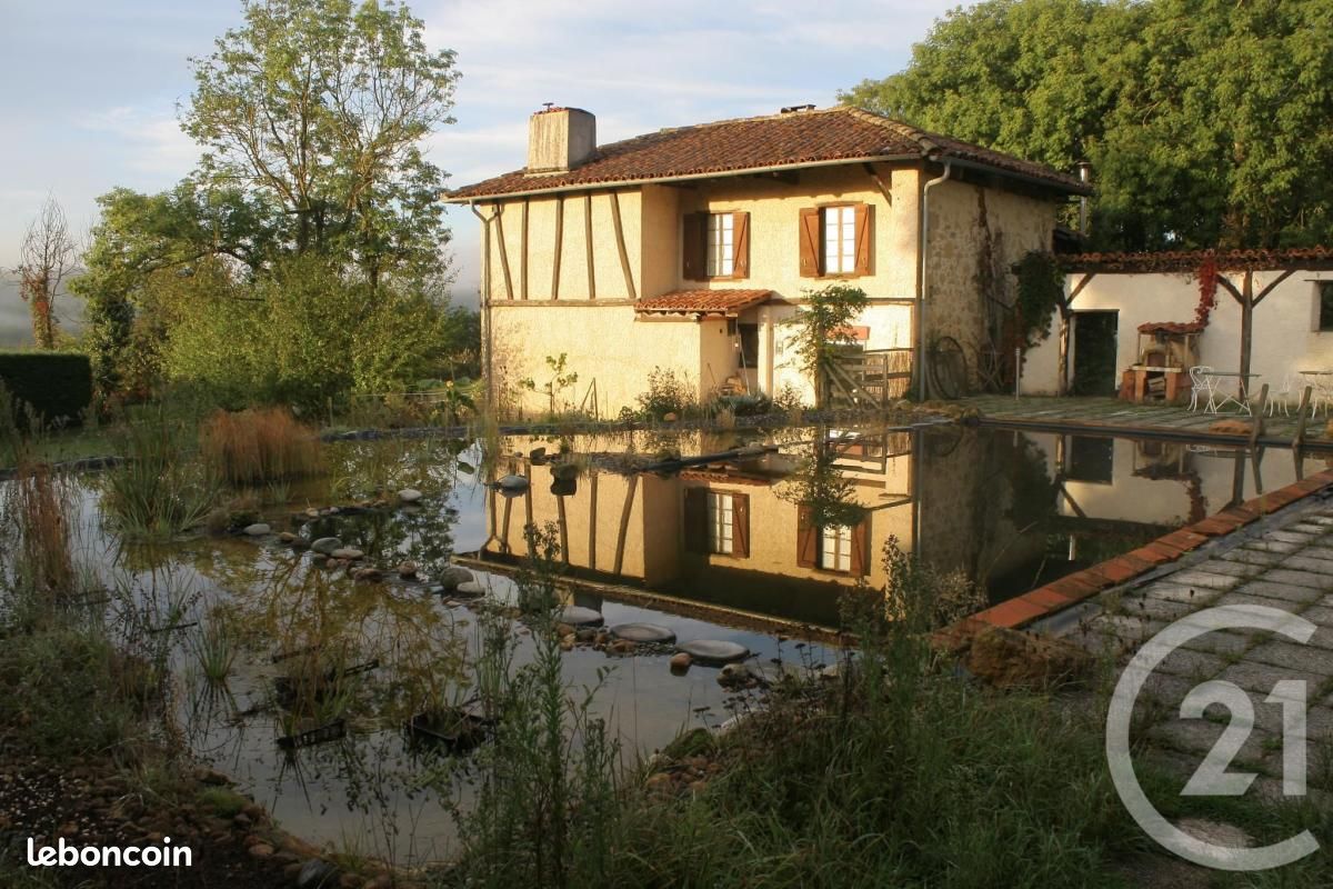 Maison 7 pièces 254 m² · à Toulouse · 254 m² · 450 000 €