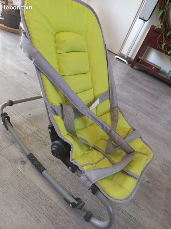 Lot equipement pour enfant 1er age - Combo Poussette, Transat, port bébé, sac à langer ... (image 5)
