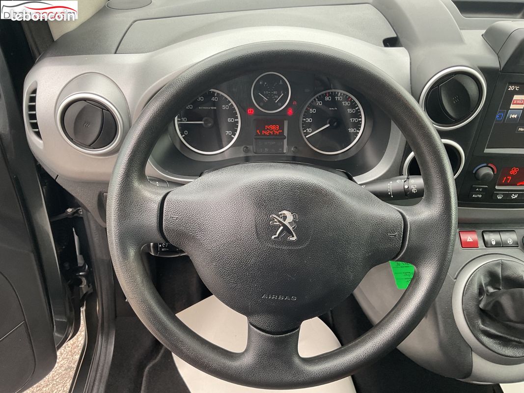 PEUGEOT PARTNER TEPEE 1.6 BlueHDi 100ch BVM5 Style (image 15)