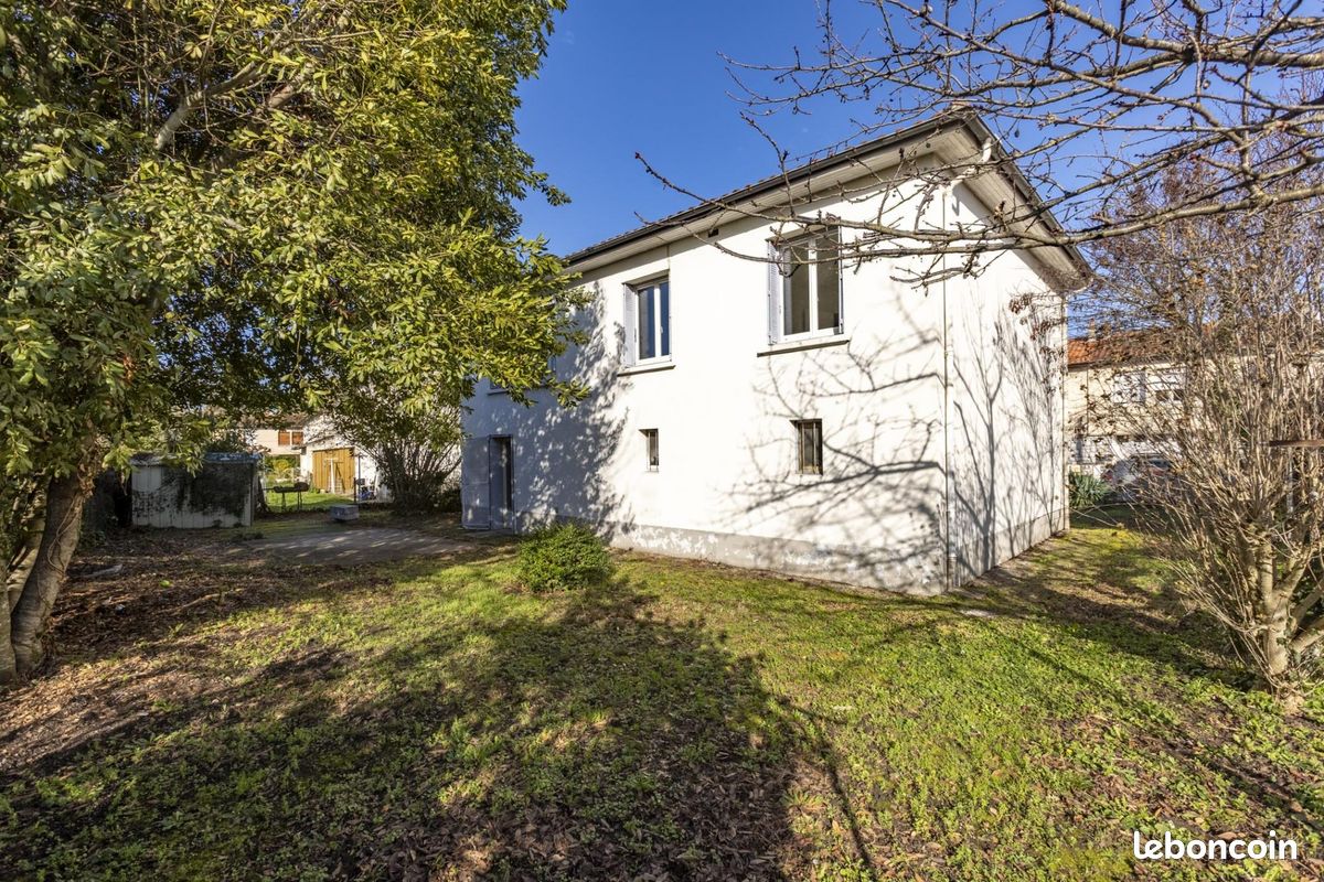 Maison 6 pièces 107 m² · à Castres · 107 m² · 129 000 €