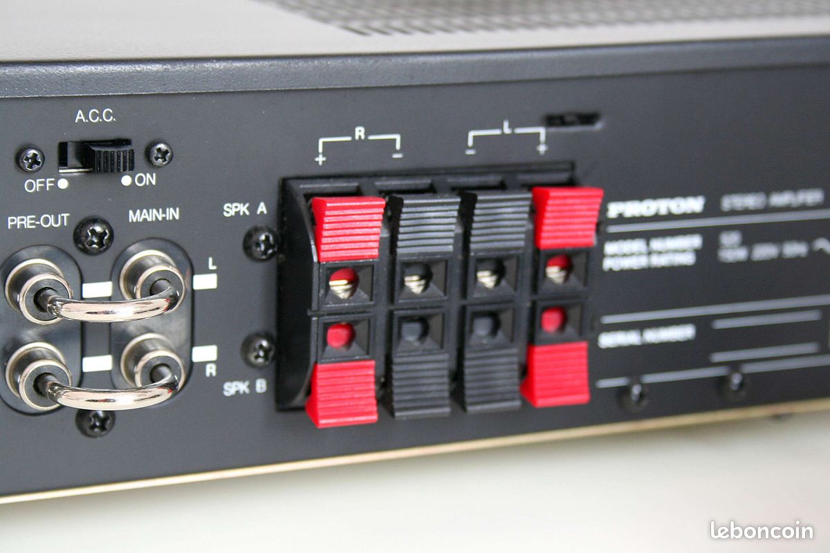 Amplificateur Intégré Proton 520, D'occasion, Fonctionnement Correct