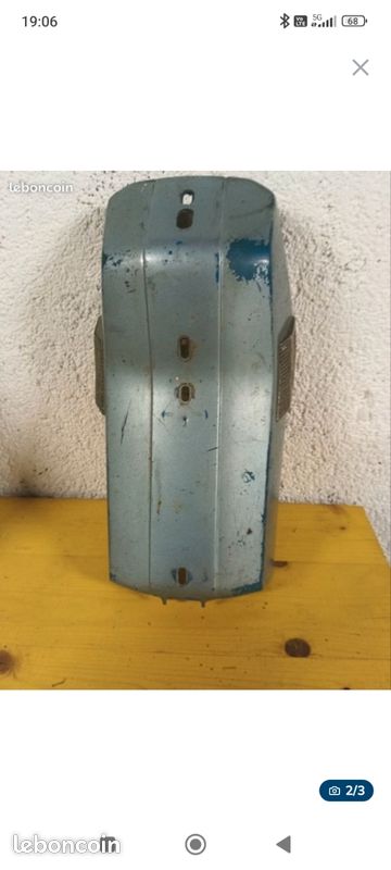 Cache de réservoir Peugeot 105 (image 2)
