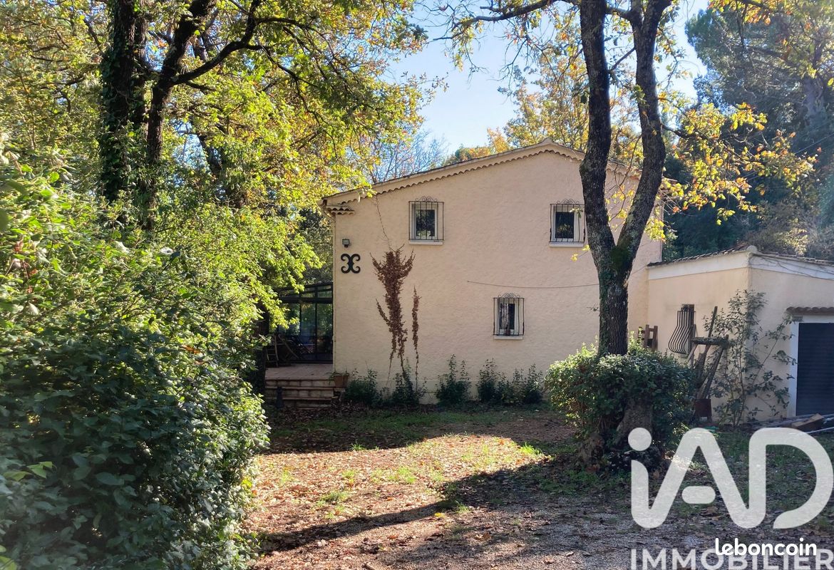 Maison 5 pièces 148 m² · à Tourves · 148 m² · 419 900 €