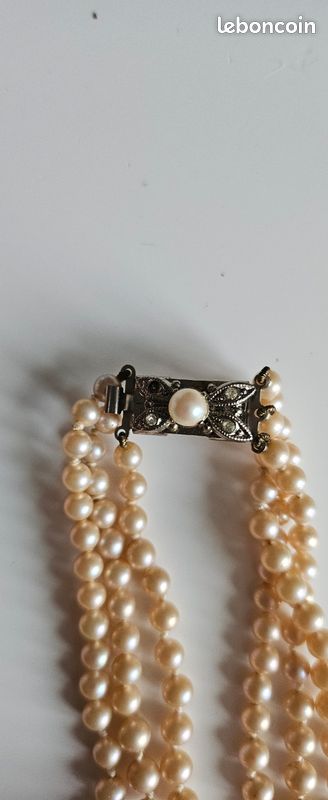 Collier Vintage à 3 Rangs - Chaîne Dorée Avec Perles Pastel - Modèle #5142 - Occasion