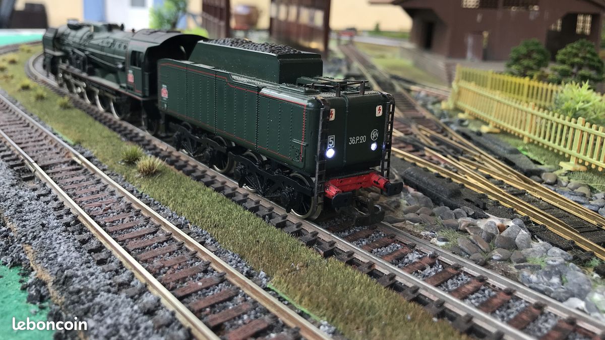 Locomotive Jouef 241 P 7 Champagnole – Digitalisée (DCC), Prête à Rouler
