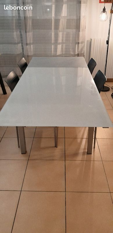 Table à manger en verre 6 personnes avec rallonge (image 5)