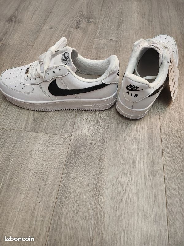 BRUBAKER - Chaussons Antidérapants/Pantoufles - Seelle Antiglisse