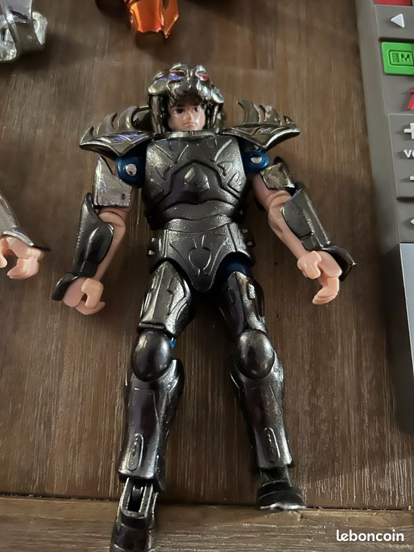 Lot saint Seiya Myth Cloth vintage vrac qualité (image 1)