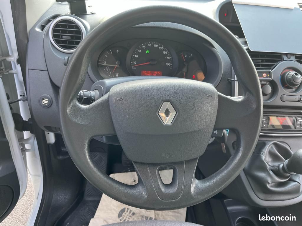 RENAULT KANGOO MAXI 1.5 DCi 95ch BVM6 vitré (image 16)