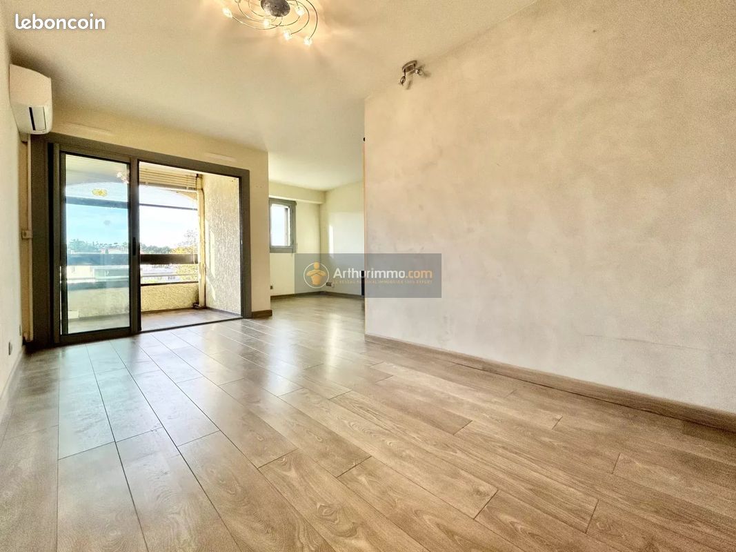 Appartement 2 pièces 45 m² · à Fréjus · 45 m² · 205 000 €