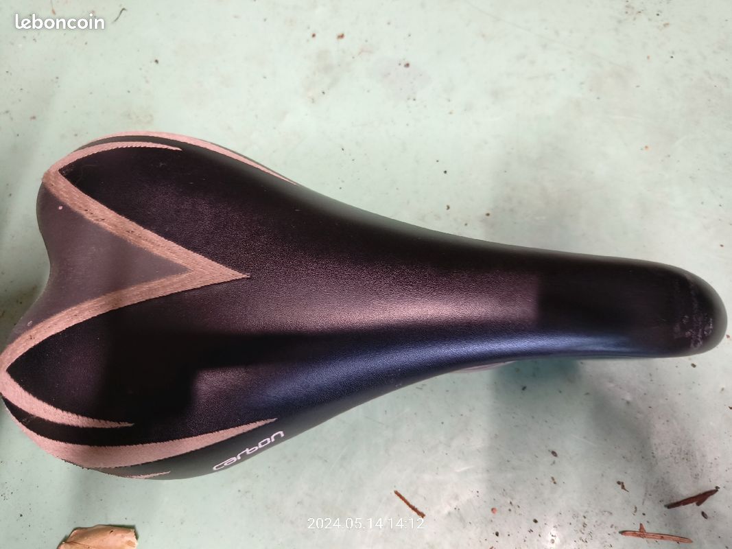 Selle (image 1)