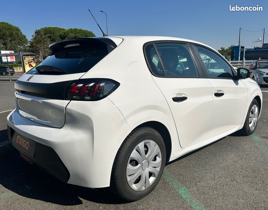 PEUGEOT 208 SOCIETE 1.5 BLUEHDI BVM6 100CH 7275HT CARPLAY - ENTRETIEN COMPLET PEUGEOT -REGULATEUR DE VITESSe (image 2)