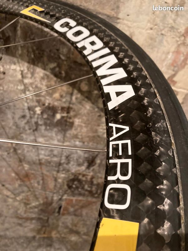 Roue avant Corima 700 boyau Équipements vélos
