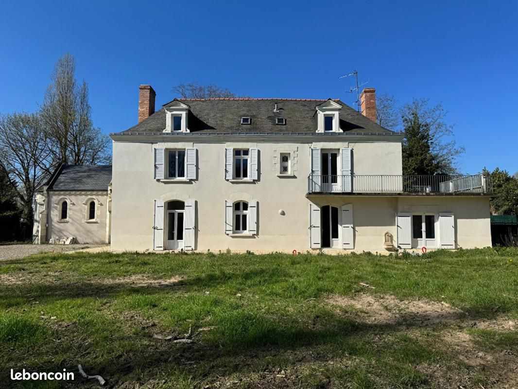 Maison 7 pièces 205 m² · à Saint-Barthélemy-d'Anjou · 205 m² · 907 300 €
