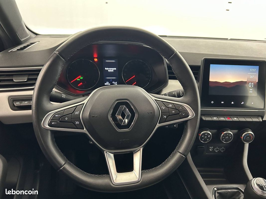 RENAULT Clio TCe 90 - 21 Limited (image 15)