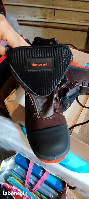 Chaussures de sécurité neuve Honeywell (image 3)