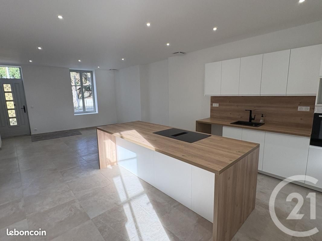 Maison 6 pièces 136 m² · à Châteauroux · 136 m² · 257 000 €