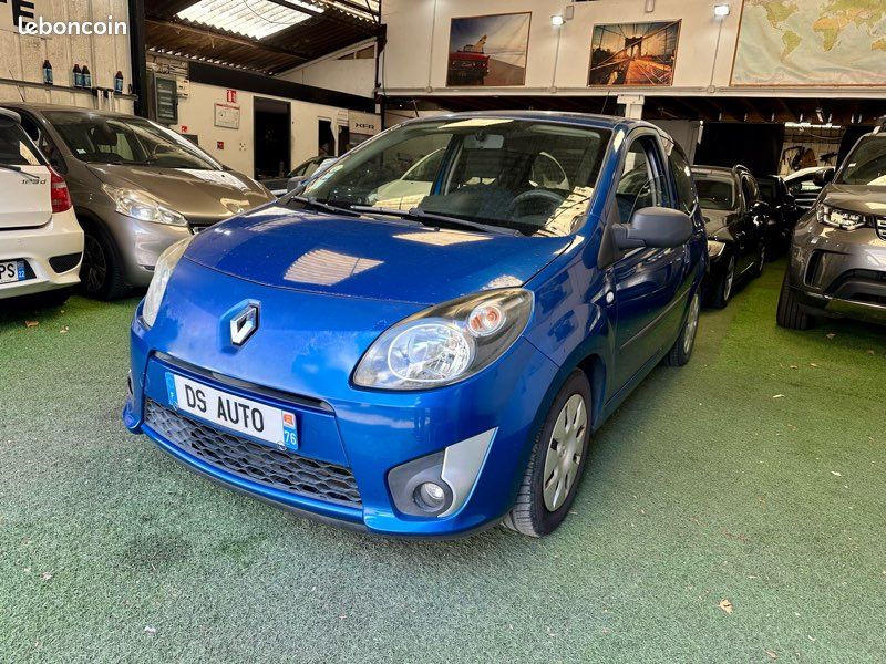 RENAULT TWINGO II / 1.2 ess 75cv / 1ERE MAIN / (image 1)