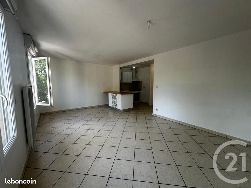 Appartement 2 pièces 47 m² · à Draveil · 47 m² · 866 €