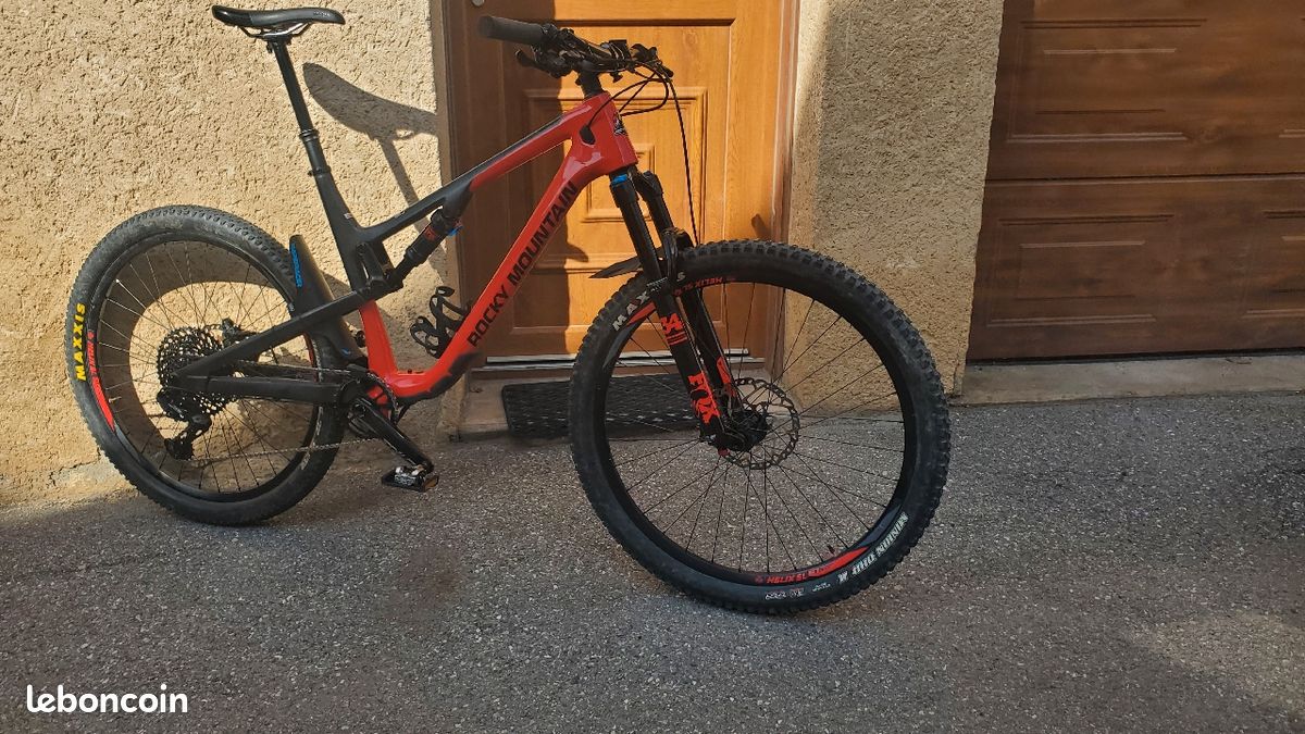 2019 Rocky Rocky Mountain Thunderbolt Carbon Rocky Mountain
