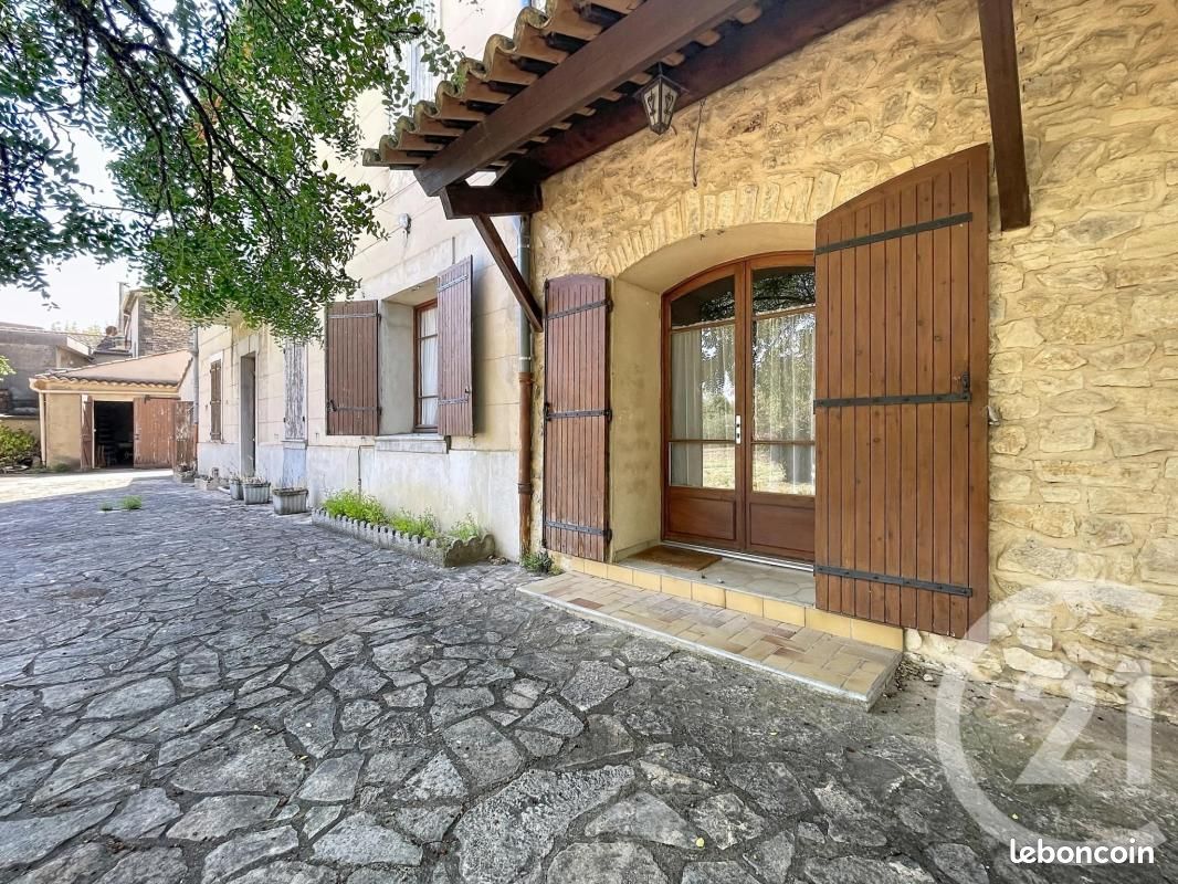 Maison 6 pièces 159 m² · à Bagnols-sur-Cèze · 159 m² · 245 000 €