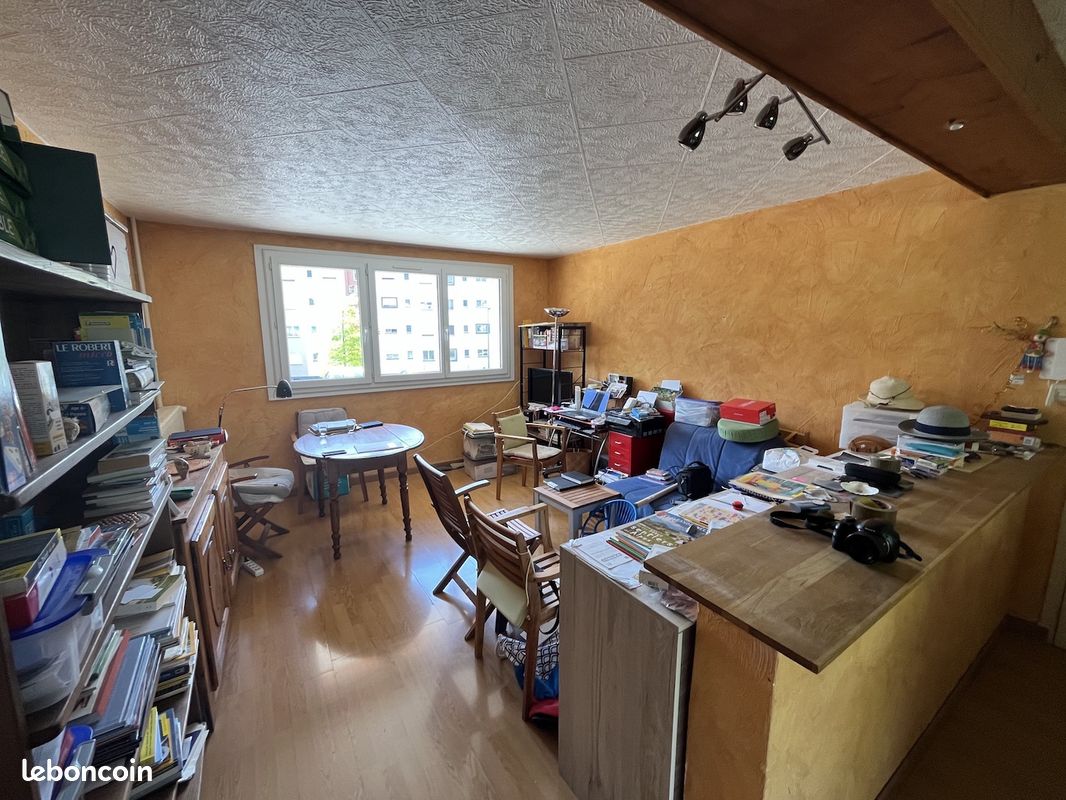 Appartement 3 pièces 64 m² · à Saint-Jean-de-Maurienne · 64 m² · 128 000 €