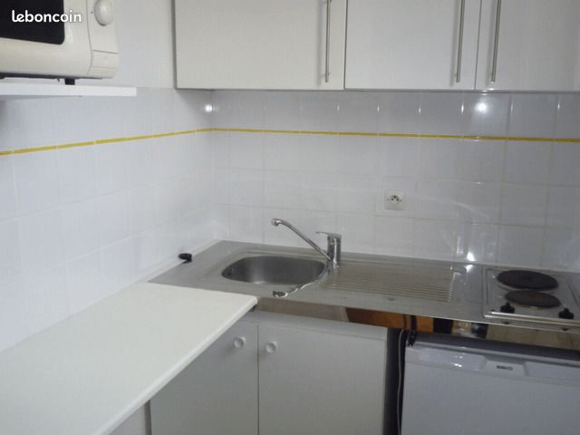 Studio 1 pièce 25 m² - Poitiers 86000 (image principale 3)