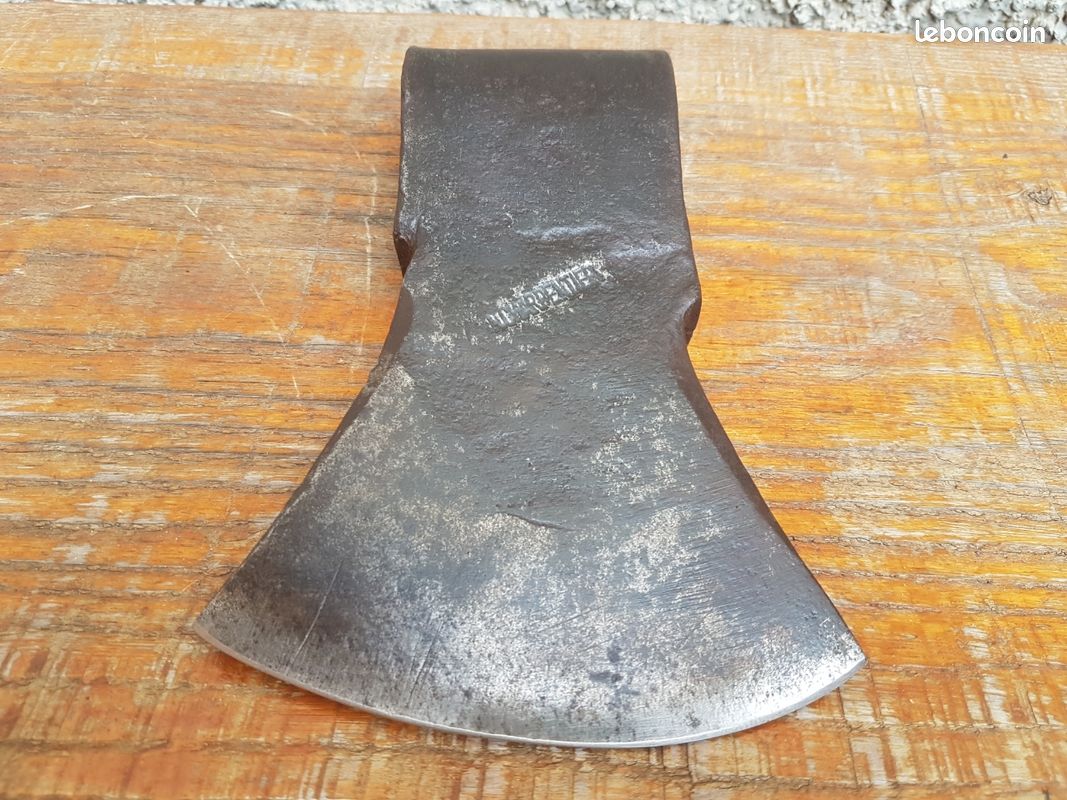 Tête De Hache Médiévale En Acier Carbone Forgée à La Main - Reproduction Antique