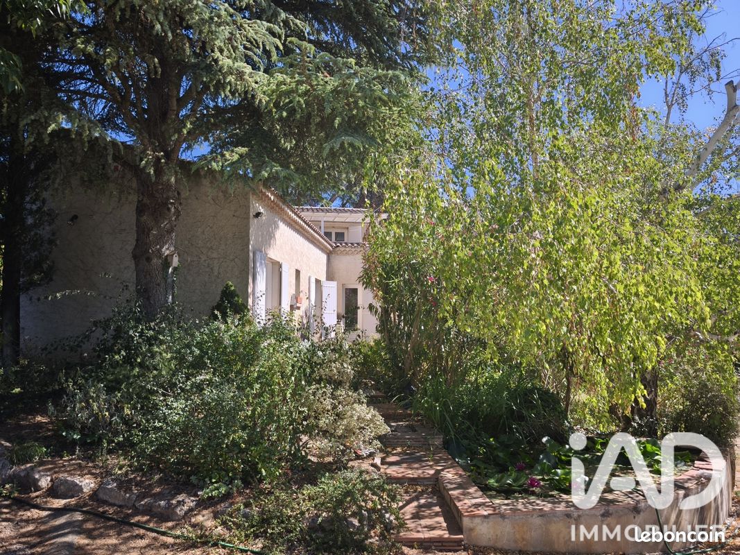 Maison 7 pièces 151 m² · à Villeneuve-lès-Avignon · 151 m² · 579 000 €