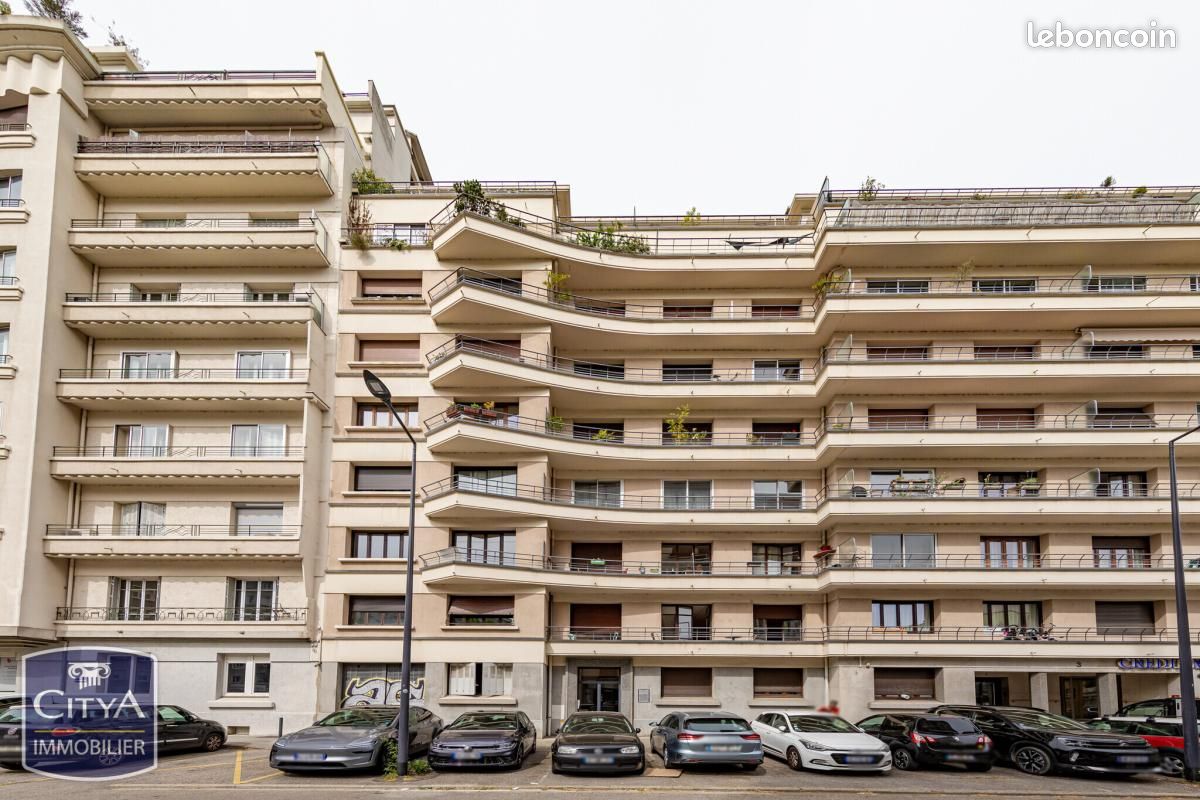 Appartement 3 pièces 81 m² · à Grenoble · 81 m² · 189 000 €