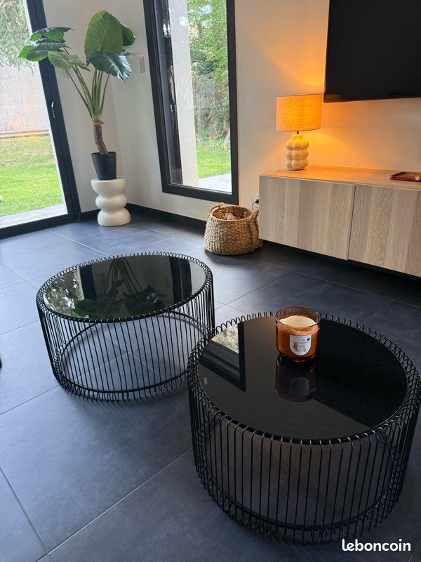 Tables basses ronde KARE design (image 2)