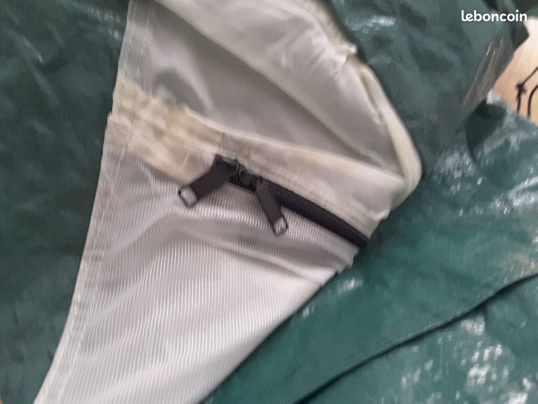 Tente de camping 4 places + 2 petits (image 6)