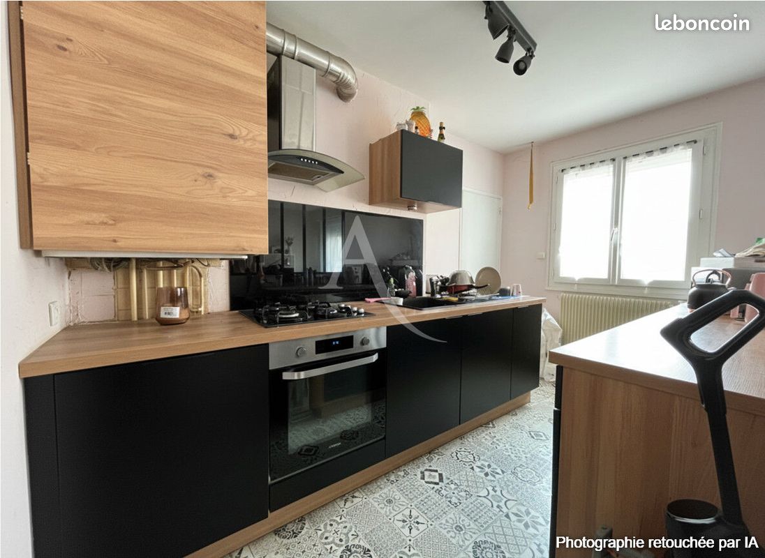 Appartement 3 pièces 65 m² · à Fontenay-le-Comte · 65 m² · 114 300 €