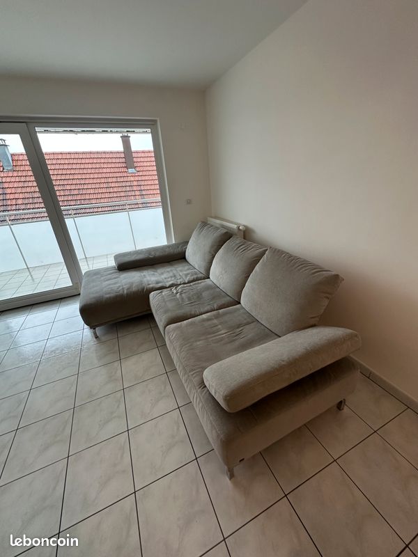 Canapé en L à vendre – comme neuf (image 1)