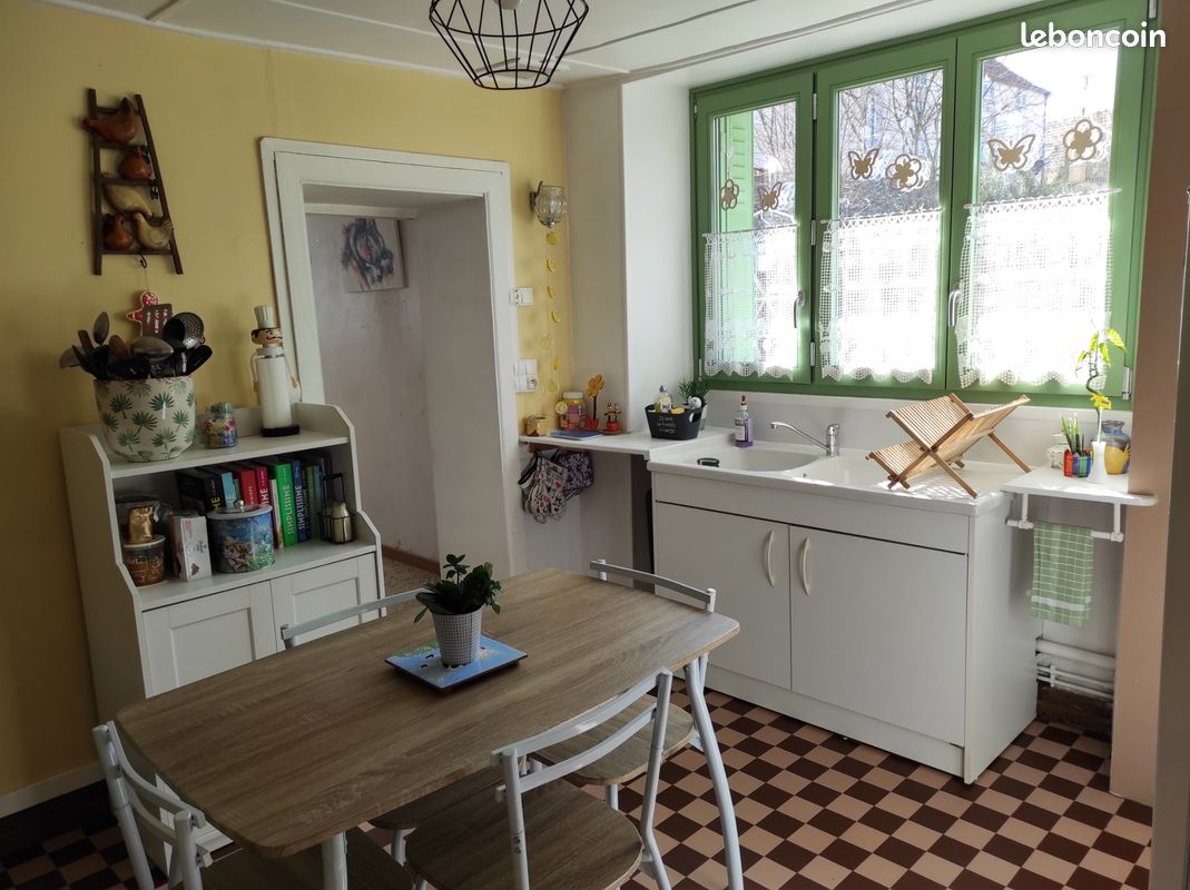 Maison 6 pièces 150 m² · à Auberive · 150 m² · 163 000 €