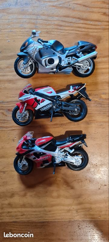 Lot 3 Modèle reduit moto (image 1)