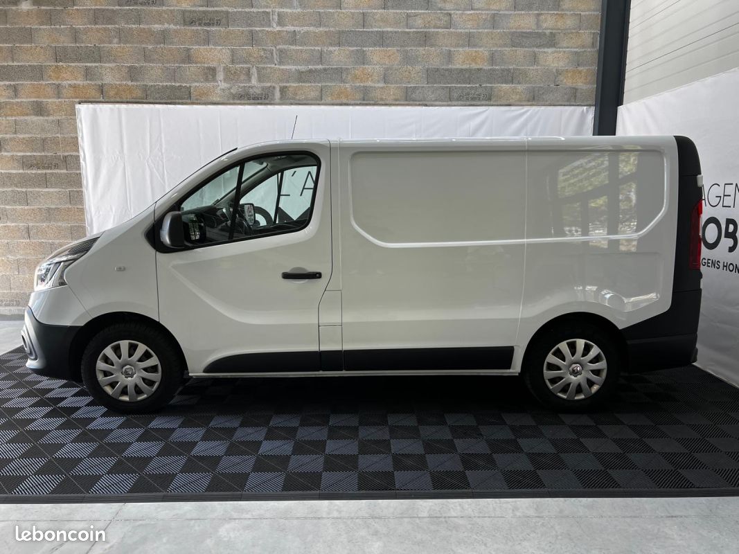RENAULT Trafic Van Aménagé 2.0 Blue DCi Turbo 120ch (image 7)