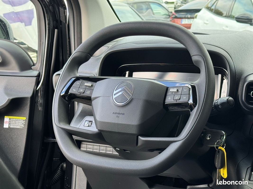 Citroen BERLINGO TAILLE M - 1.5 BLUEHDI 130CH S&S PLUS 5 PLACES (image 12)