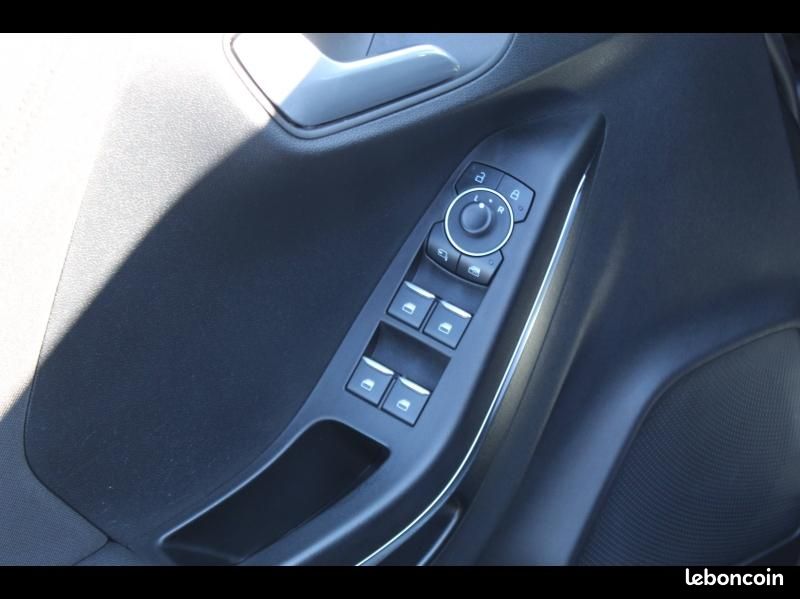 Ford Puma 1.0 EcoBoost 125ch S&S mHEV ST-Line Powershift (image 5)