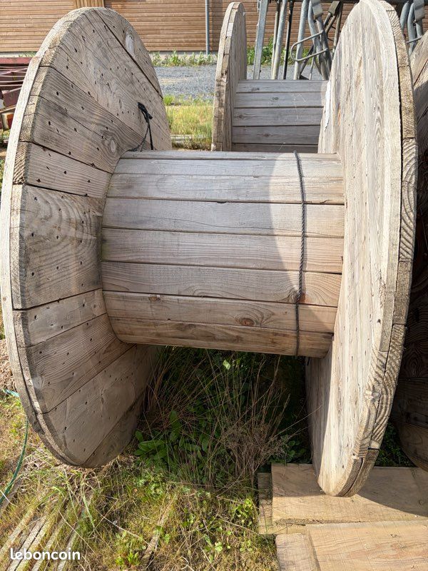 Touret en bois (image 2)